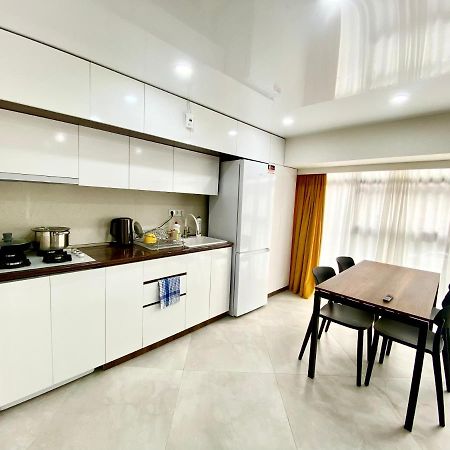 Gss - A Apartment Tbilisi Exterior foto